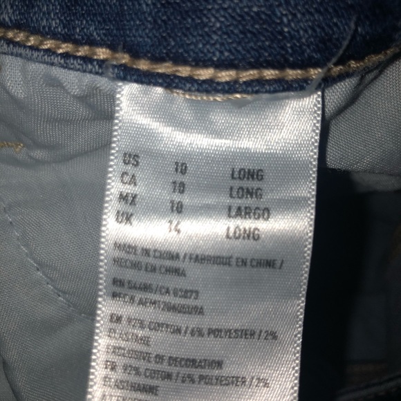 American Eagle distressed extra stretch skinnies - Picture 2 of 2